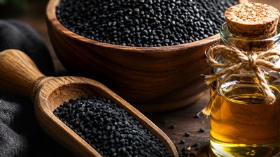 حبة البركة.. 7 فوائد صحية قد تجعلها إضافة مفيدة لنظامك الغذائي