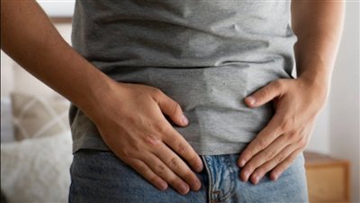 تضخم البروستاتا يرسل تحذيرات ليلًا.. 4 علامات أثناء التبول انتبه إليها