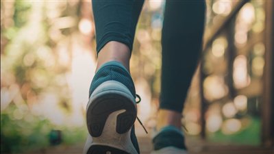 المشي يكشف ما يحدث في الشرايين.. 5 علامات قد لا تلاحظها لا تتجاهلها