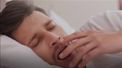 جفاف الفم ليلًا.. أسباب متعددة قد لا تنتبه إليها