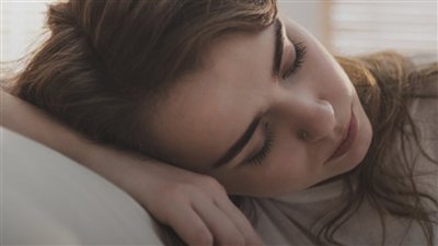 نقص فيتامين B12.. 6 علامات مبكرة تظهر على الجسم