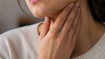 علاج التهاب اللوزتين في المنزل.. إليك أفضل الطرق الطبيعية لتخفيف الأعراض