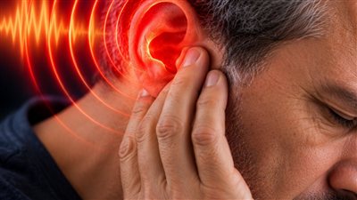 طنين الأذن هل يرتبط بنقص الفيتامينات؟ استشاري أنف وأذن يوضح